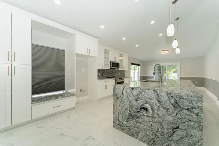 Huge breakfast Bar