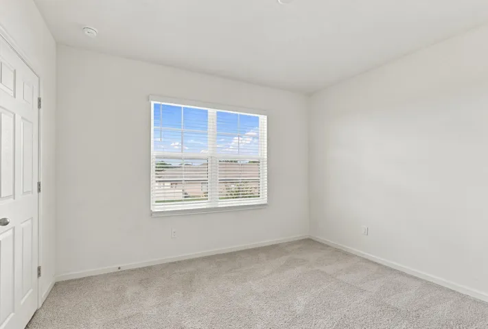 27_bedroom 4