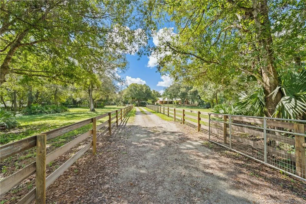 Property photo 34