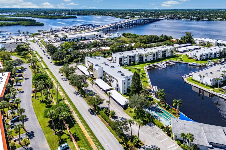 035-1950SouthwestPalmCityRoad-4102-Stuar