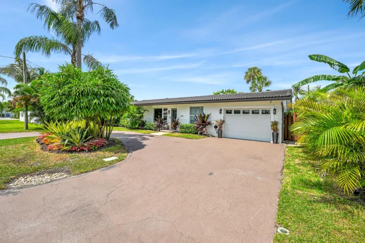 1011 SE 2nd Ave Pompano Beach 00028_1