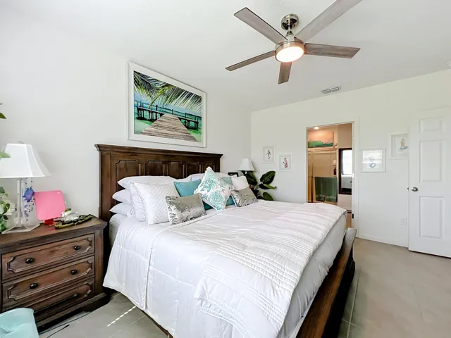 Master bed 3