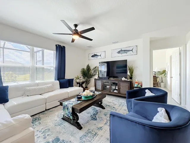 Living room to master 2
