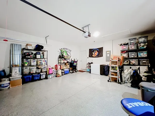 Garage 2