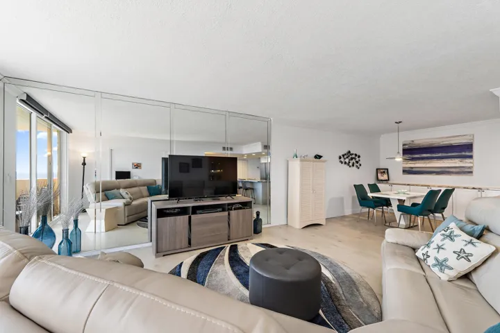 051-5440NOceanDr-PH205-SingerIsland-FULL