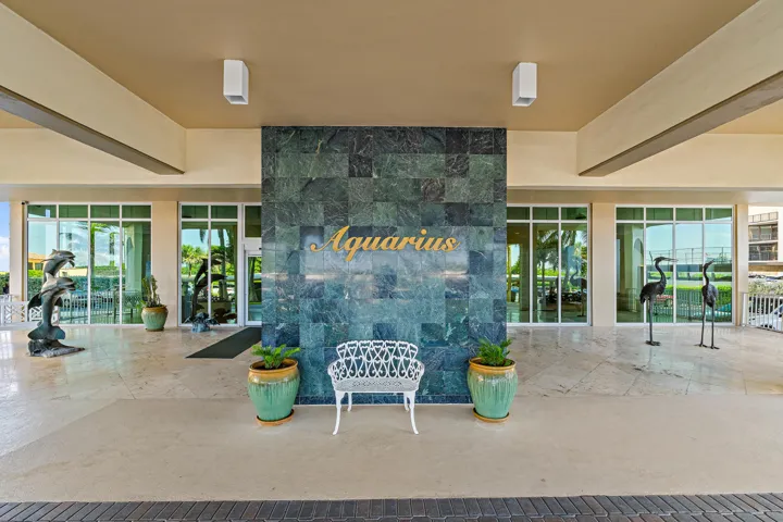 023-5440NOceanDr-PH205-SingerIsland-FULL