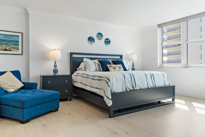 059-5440NOceanDr-PH205-SingerIsland-FULL