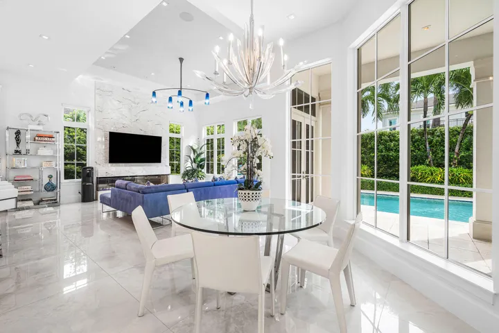 2296_Acorn_Palm_Road_23