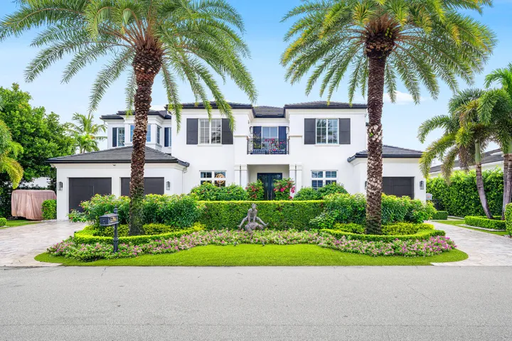 2296_Acorn_Palm_Road_02