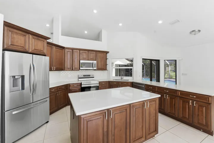 11932 nw 2nd st_044