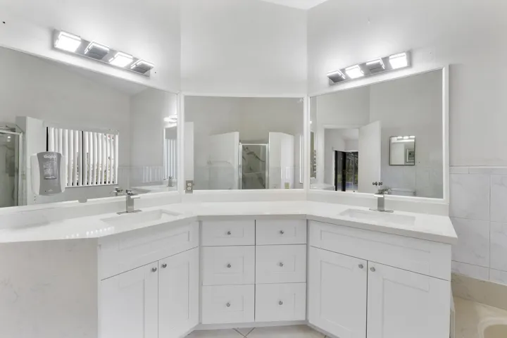 11932 nw 2nd st_026