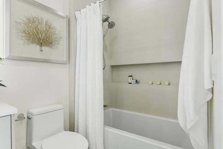 054-044-2856 NE 26th St-1499x1000