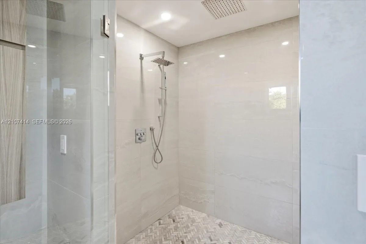 Property photo 61