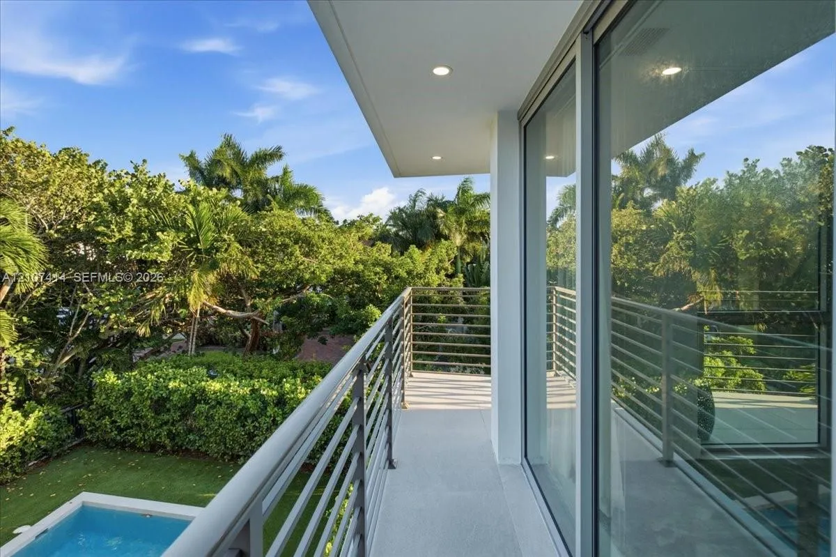 Property photo 87