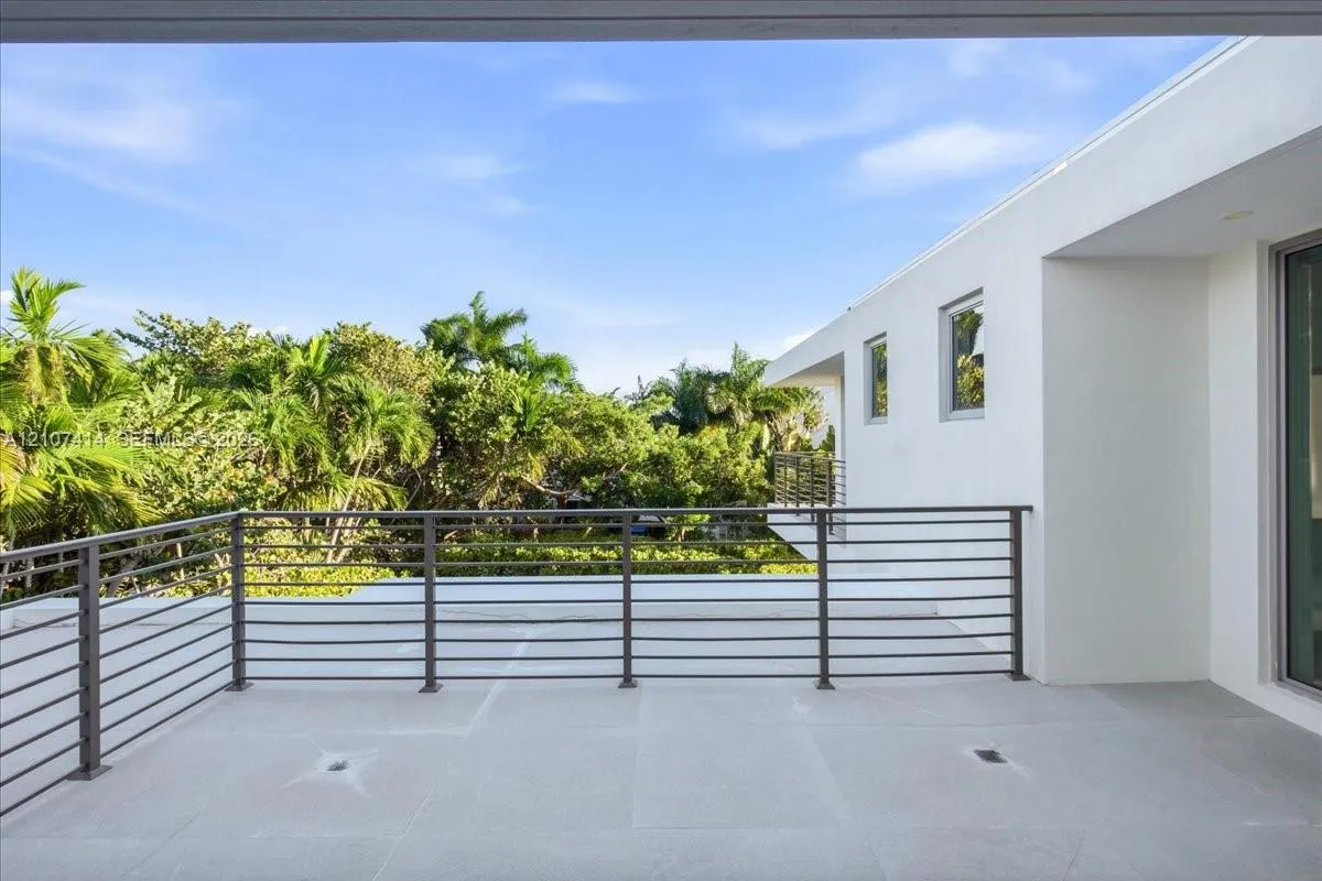 Property photo 63