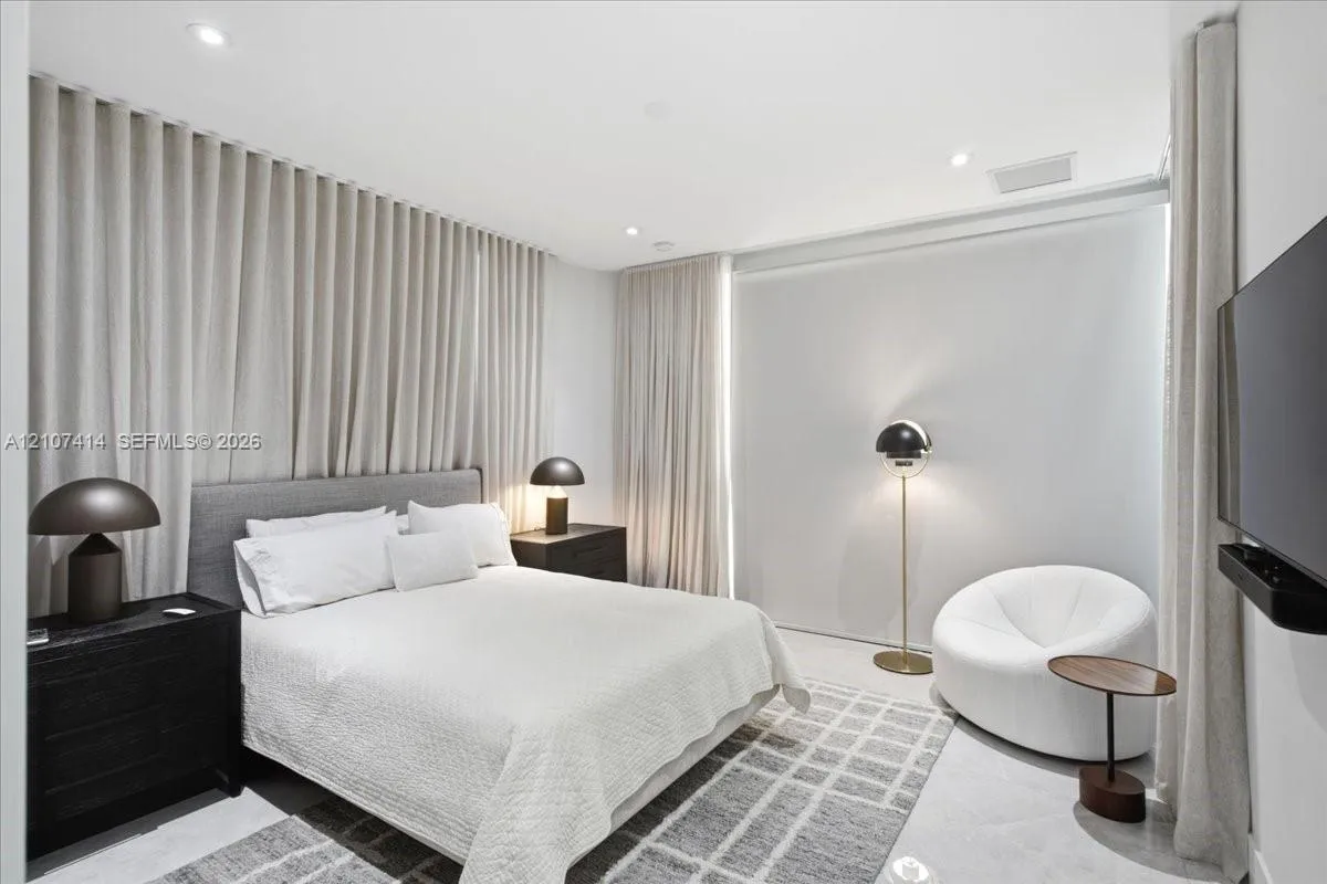 Property photo 74