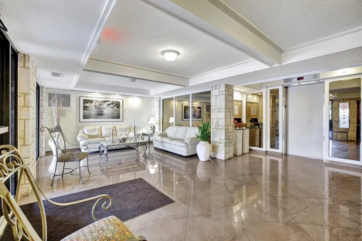 51-web-or-mls-699A2813