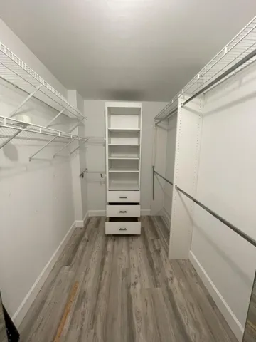 Walk In Closet
