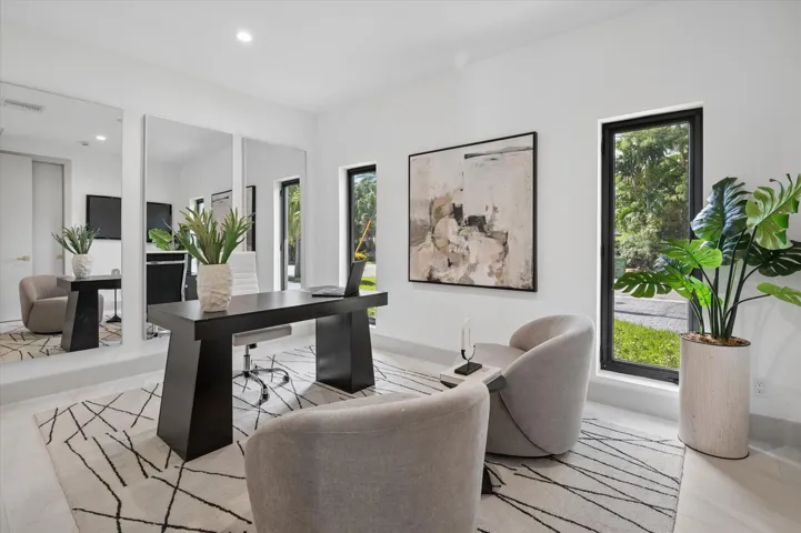 24-Bertanzetti-3111 NE 55th St-24