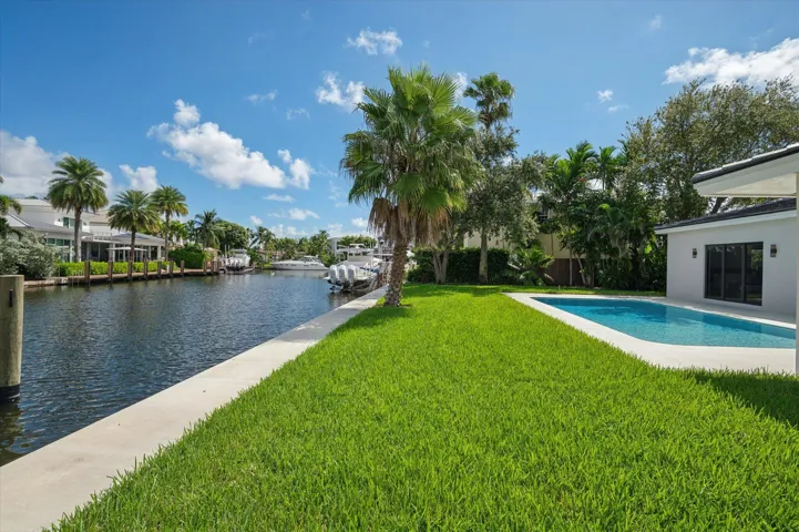30-Bertanzetti-3111 NE 55th St-30