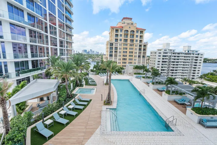 151 N Seabreeze Blvd 602_031