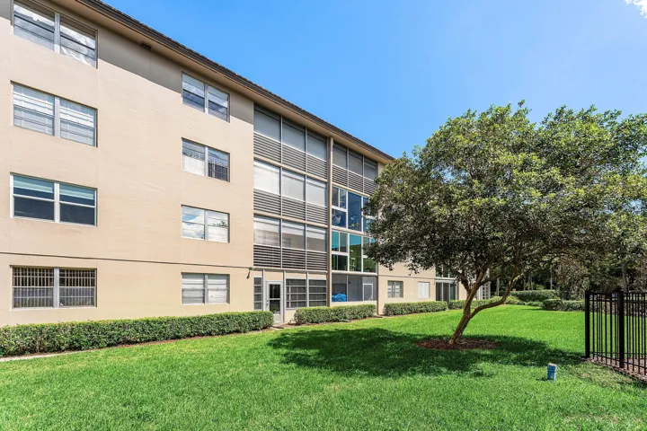 028-1702AndrosIsle-C4-CoconutCreek-FL-33