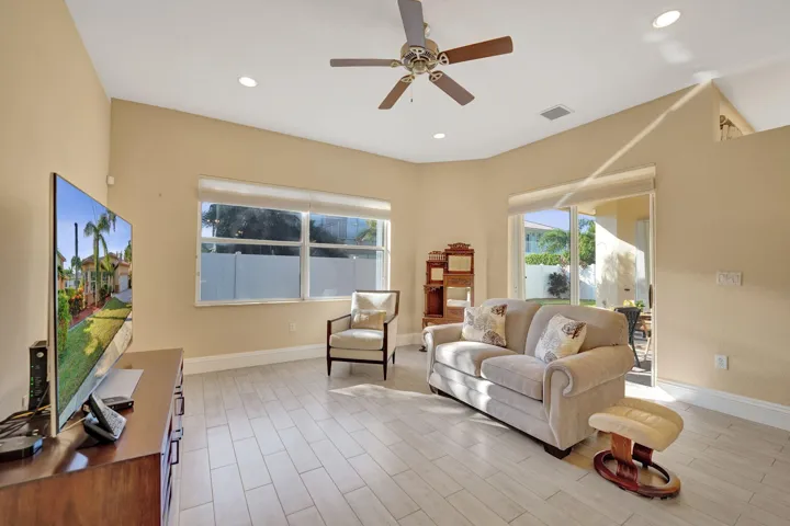 Spacious Family Room
