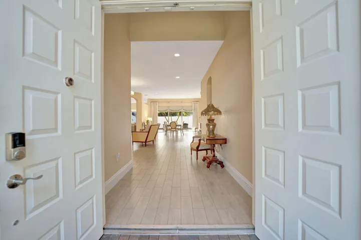 Gracious Entry and Foyer