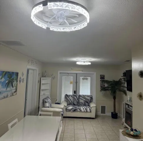 2009 Living Room/Dining