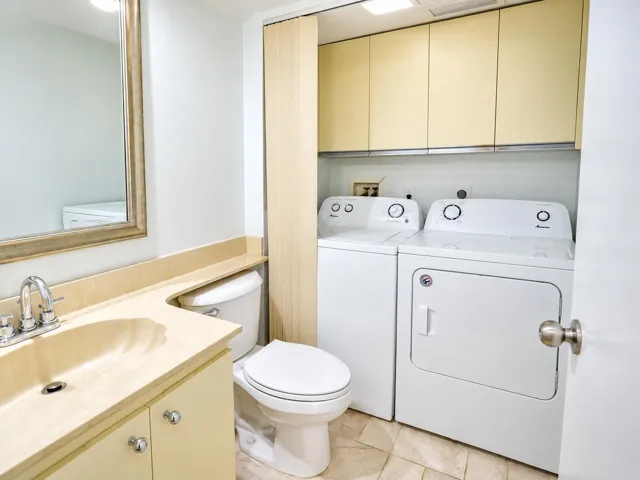 1/2 bath downstairs and laundry room