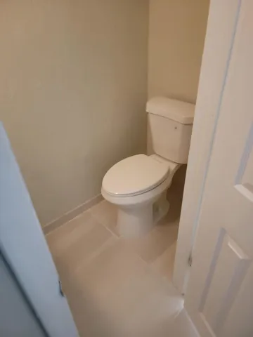 1000041642