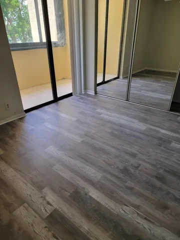 1000041636