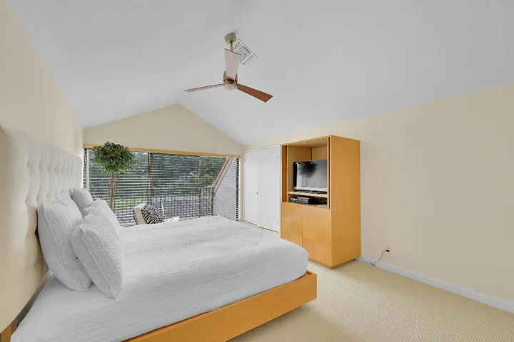 6130 Via Tierra Drive, Boca Raton