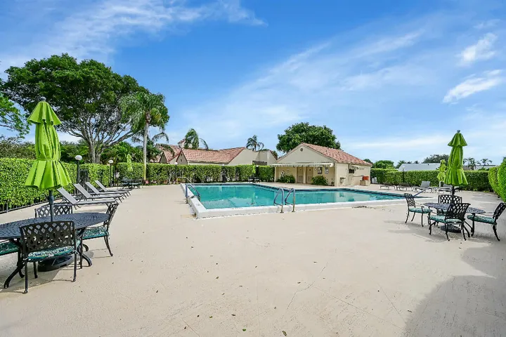 6130 Via Tierra Drive, Boca Raton