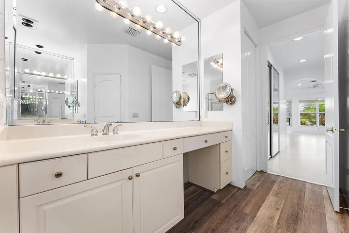 028-10086MiznerFallsWay-BoyntonBeach-FL-
