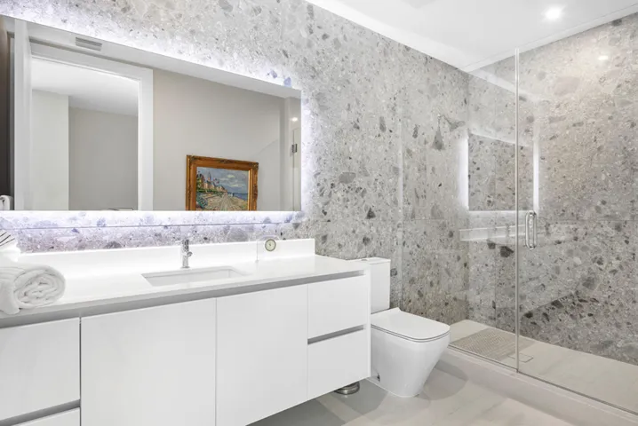 _0042_Aquablu-1503 MLS_0011_Guest Bath 2