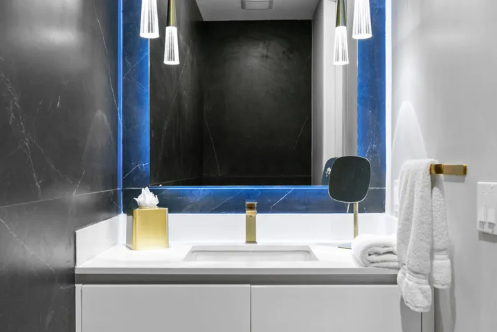 _0027_Aquablu-1503 MLS_0035_Powder Room