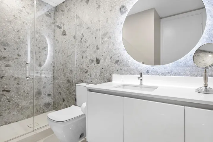 _0043_Aquablu-1503 MLS_0010_Guest Bath 1