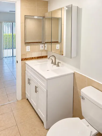 Bright Modern Bathroom with Garden Views