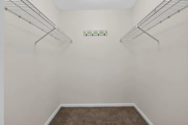 26-web-or-mls-2073-27