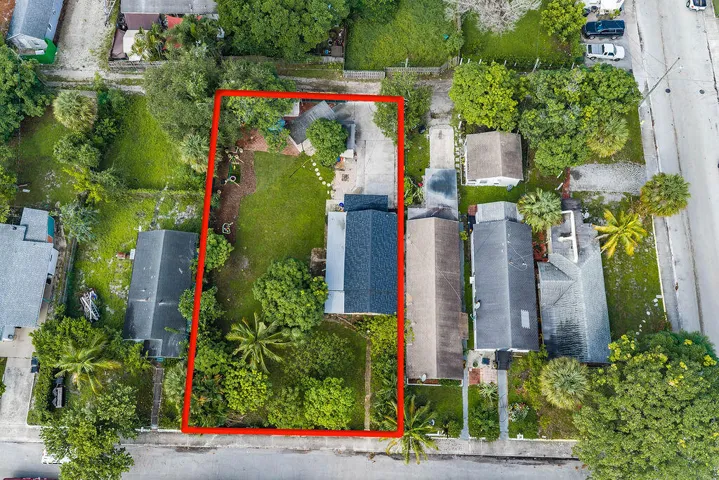 223NFstreetlakeworth-017