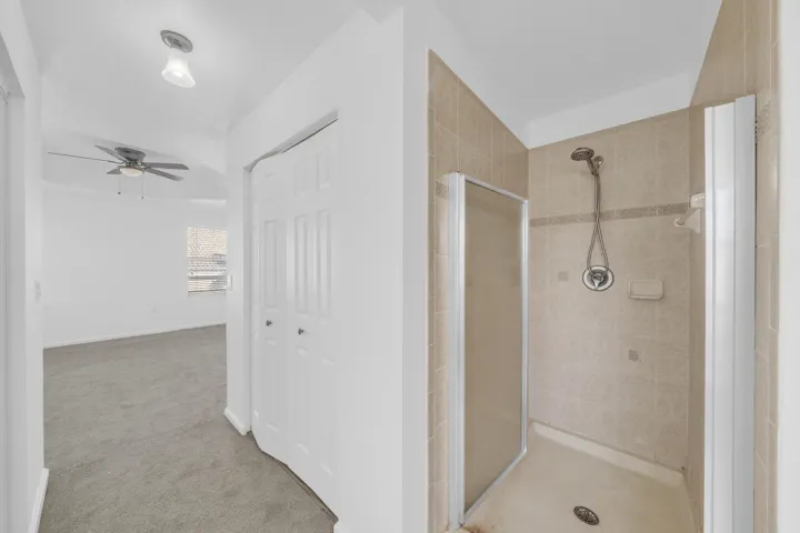 14 Primary Bedroom Suite (8)