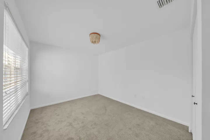 17 Guest Bedroom B​​‌​​​​‌​​‌‌​‌‌​​​‌‌​‌​‌​‌​​​‌​​ (2)
