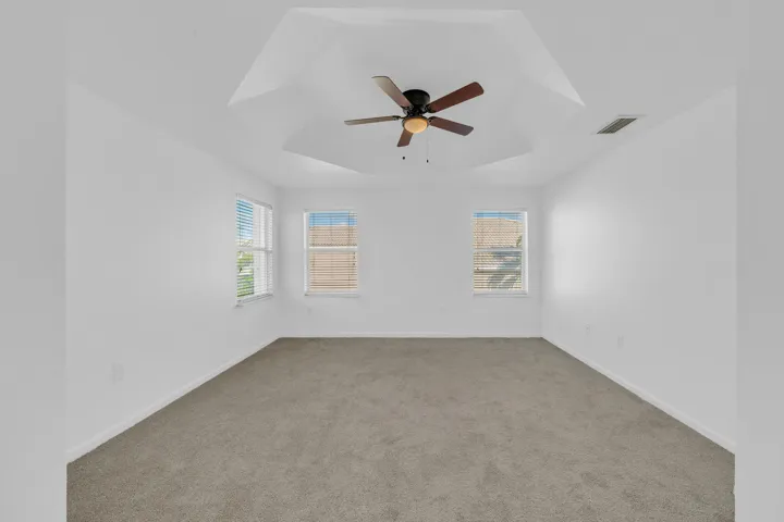 14 Primary Bedroom Suite (10)