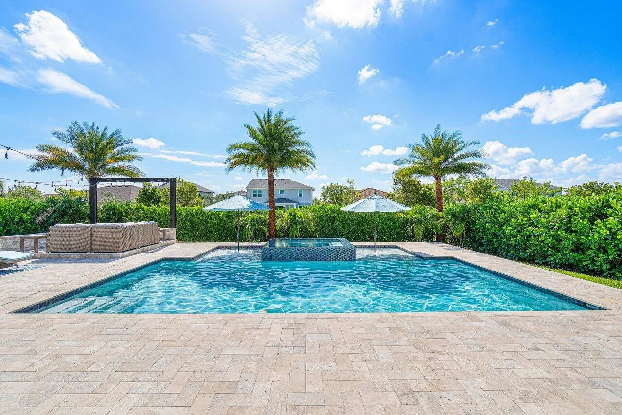 Property photo 93