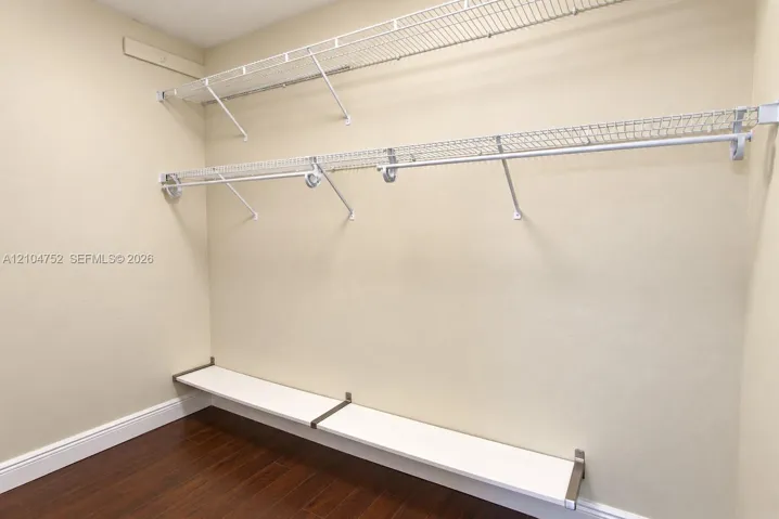 Walk-in closet
