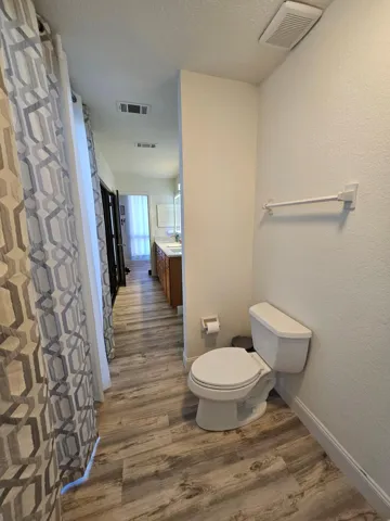 bathroom1