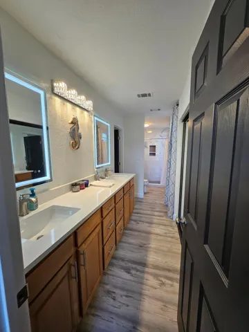 bathroom long