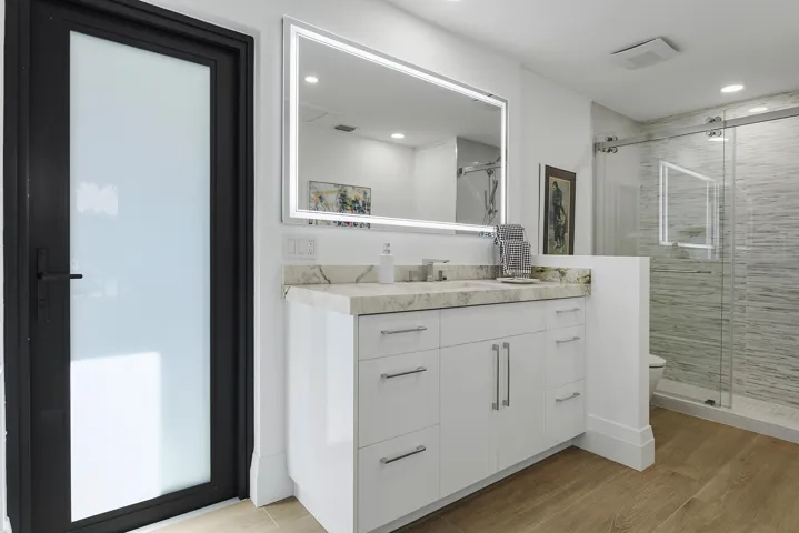 4th ensuite bath