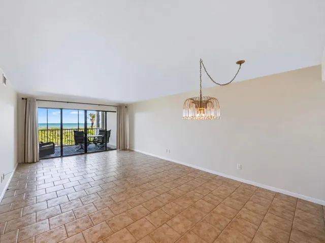 Dining/Living Room